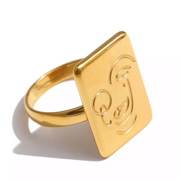 ☺️Gold plated square face ring - Picture 2 of 6
